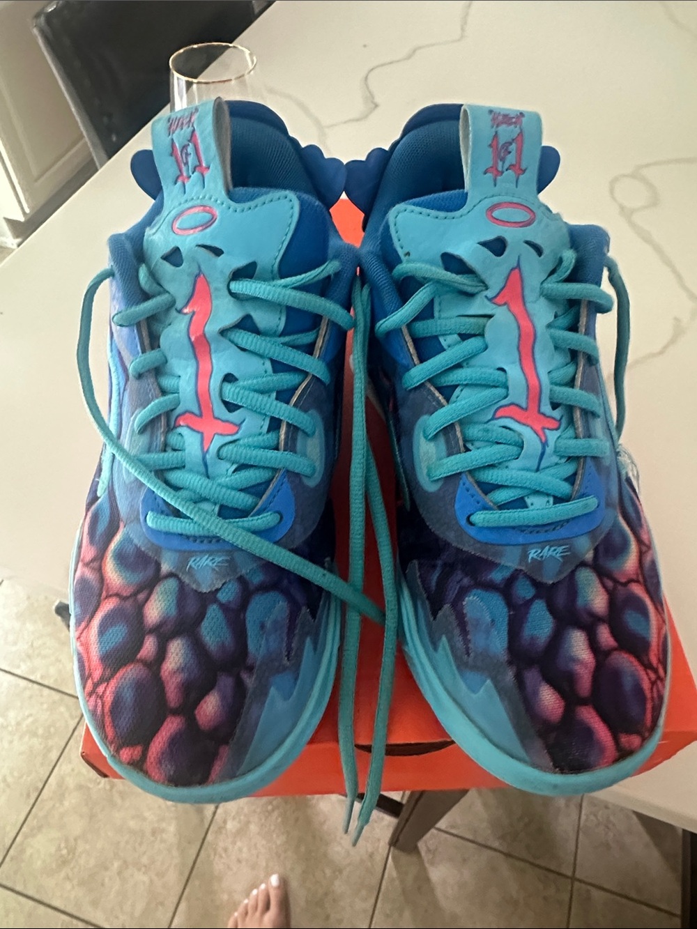 Lamelo Ball Youth  Basketball shoes - Alien Skin size 6